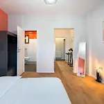 Apartment Mandarina Bucharest