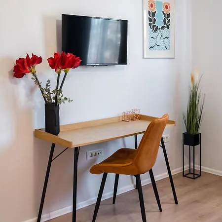 Mandarina Apartman *