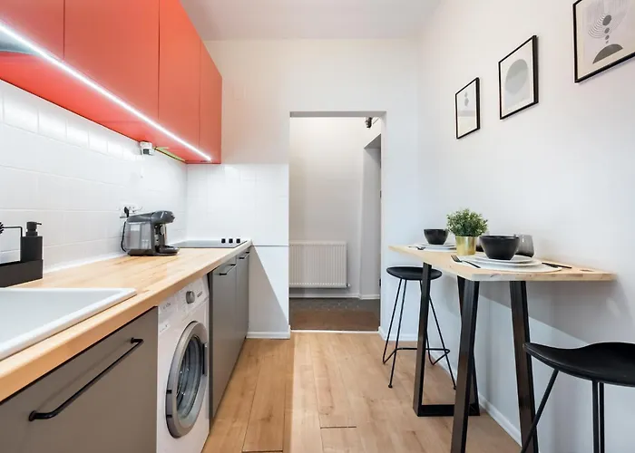 Mandarina ブカレスト